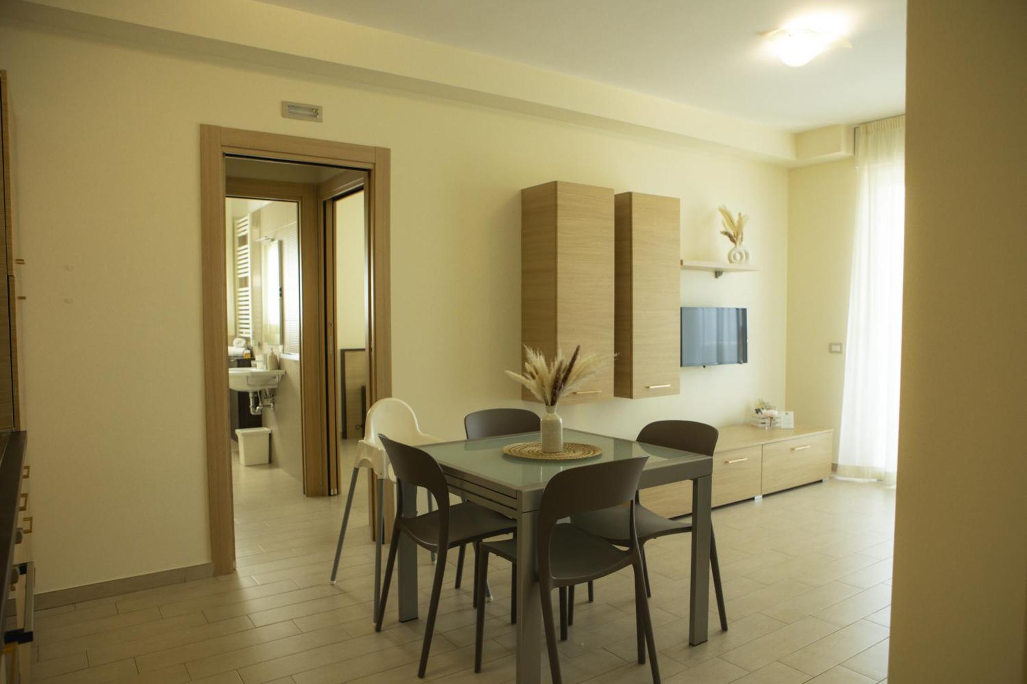 Апарт готель Residenze Roscioli Розето-дельї-Абруцці Екстер'єр фото