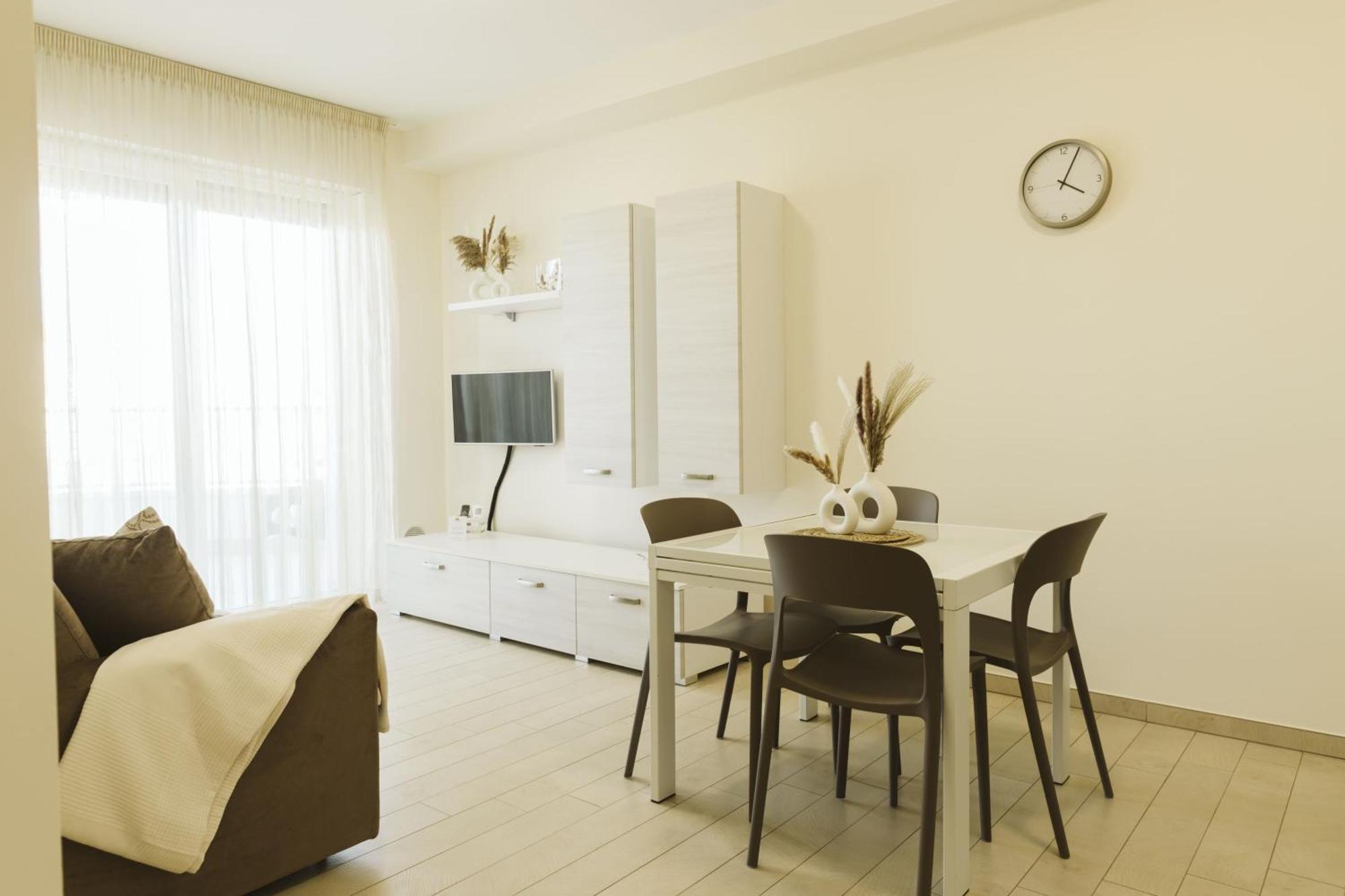 Апарт готель Residenze Roscioli Розето-дельї-Абруцці Екстер'єр фото